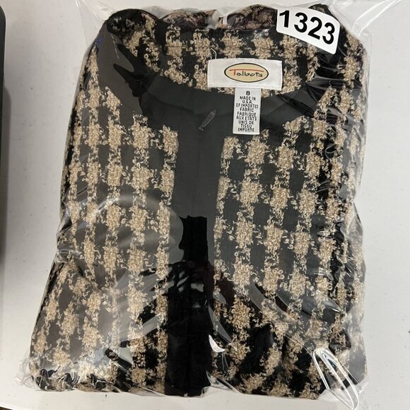 Talbots Womens 8 Black Beige Houndstooth Tweed Skirt Suit Set Timeless Old Money - Picture 16 of 16